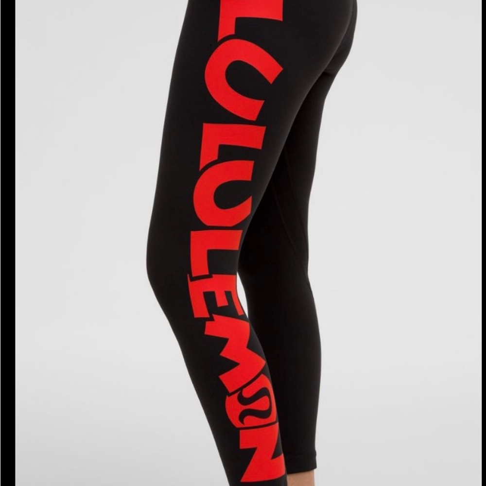 Lululemon x Disney Leggings with Logo size 4